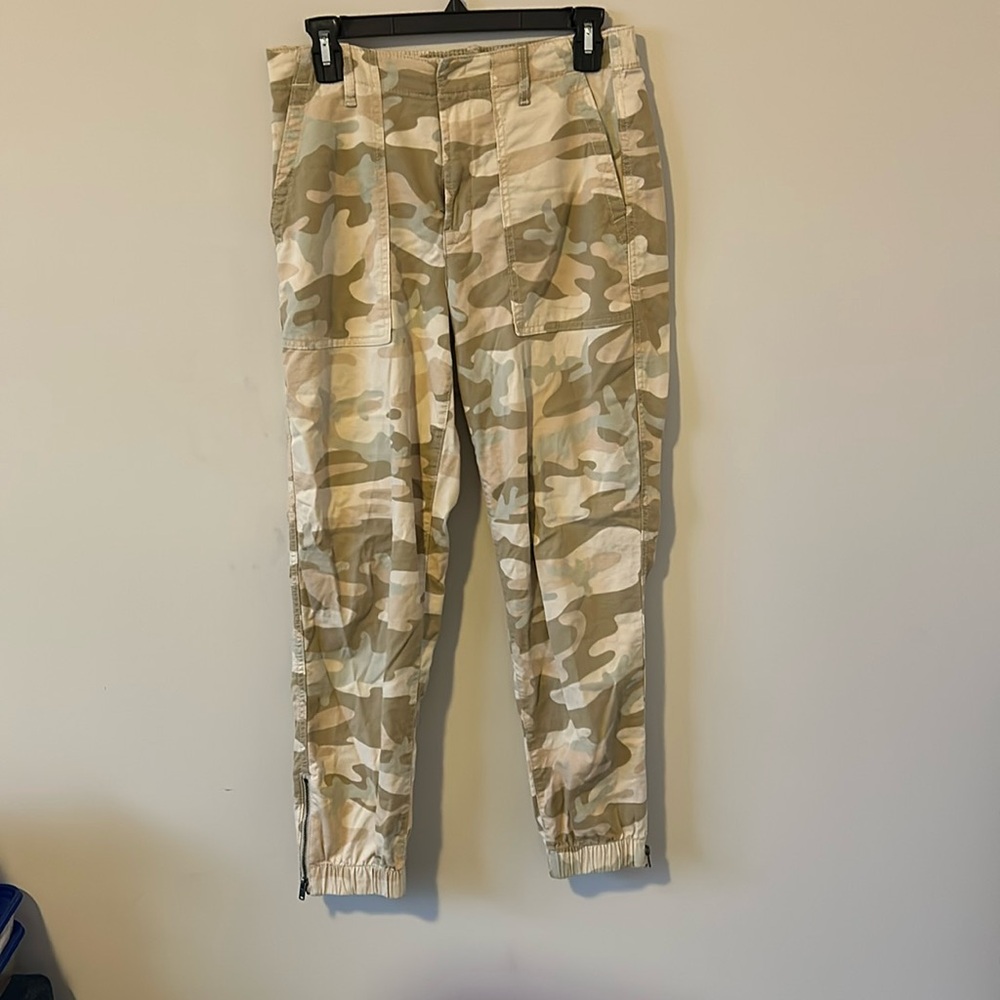 Casual cargo pants size 6 from GAP.